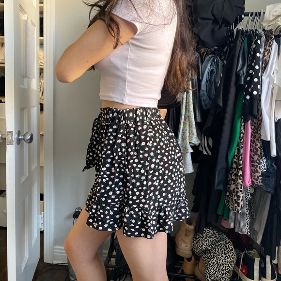 Zara skort!! - Picture 1 of 3